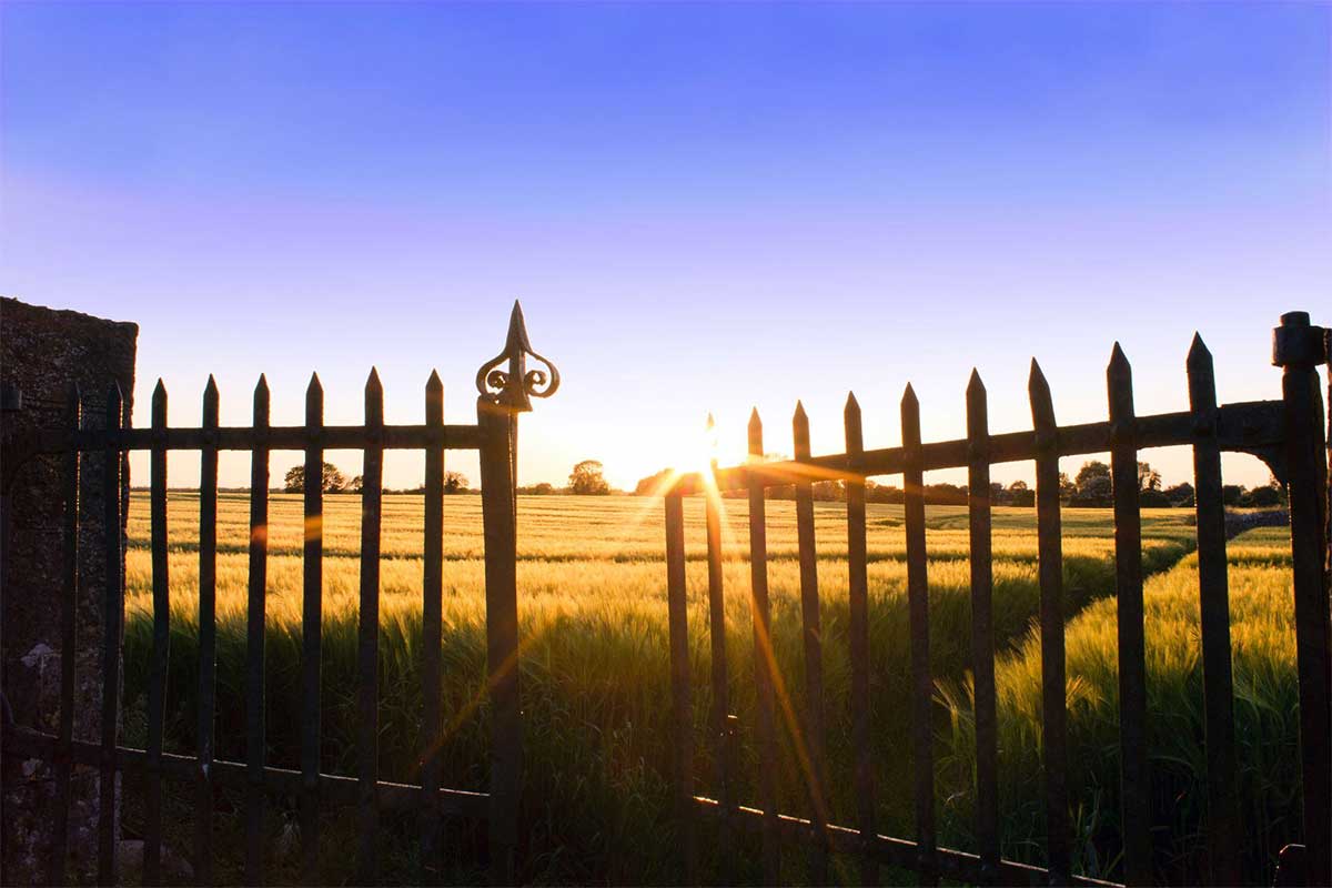 Right to Maintain Property Gates and Easements